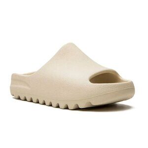 YEEZY x Adidas Slides Beige